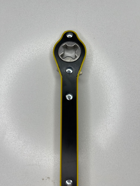 آچار جک ماشین تاشو نمای پشت