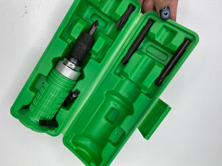 پیچ گوشتی تقه ای باس ۴۰۰۸ نمای بالا